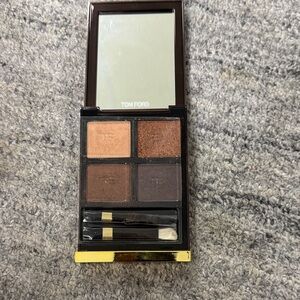 Tom Ford Eye shadow pallet -in cognac sable
